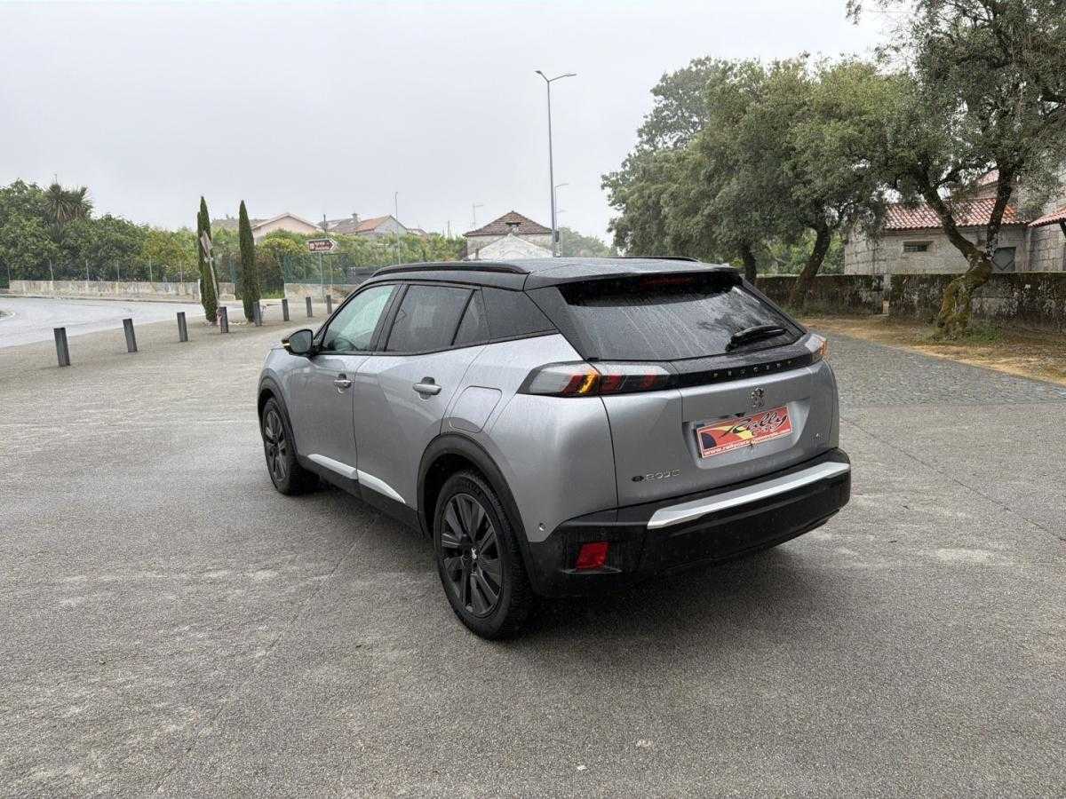 peugeot-e-2008-2021-eletrico-0cc