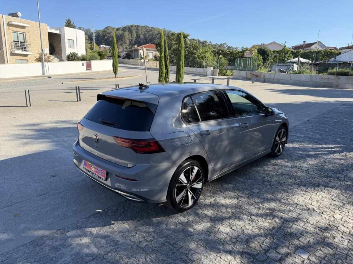 volkswagen-golf-2021-hibrido-1395cc