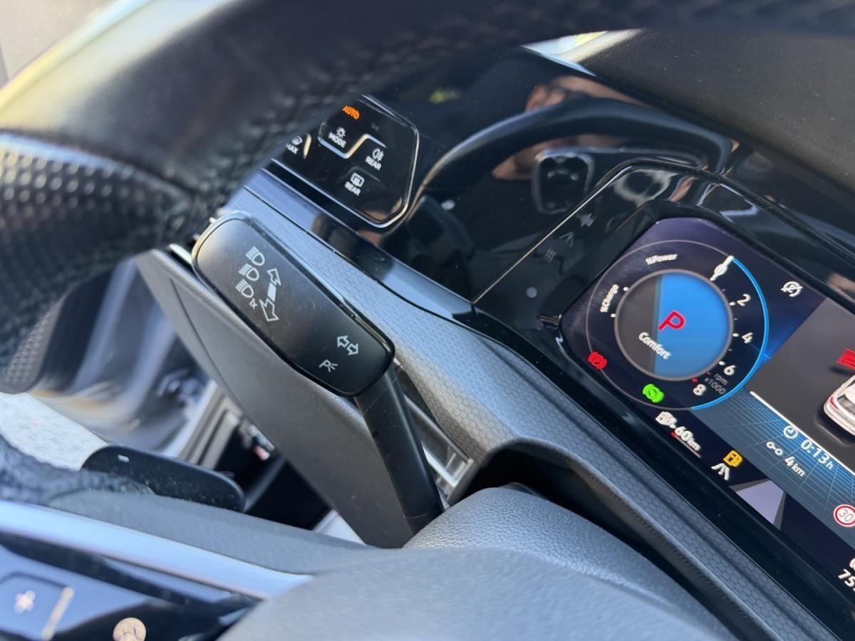 volkswagen-golf-2021-hibrido-1395cc