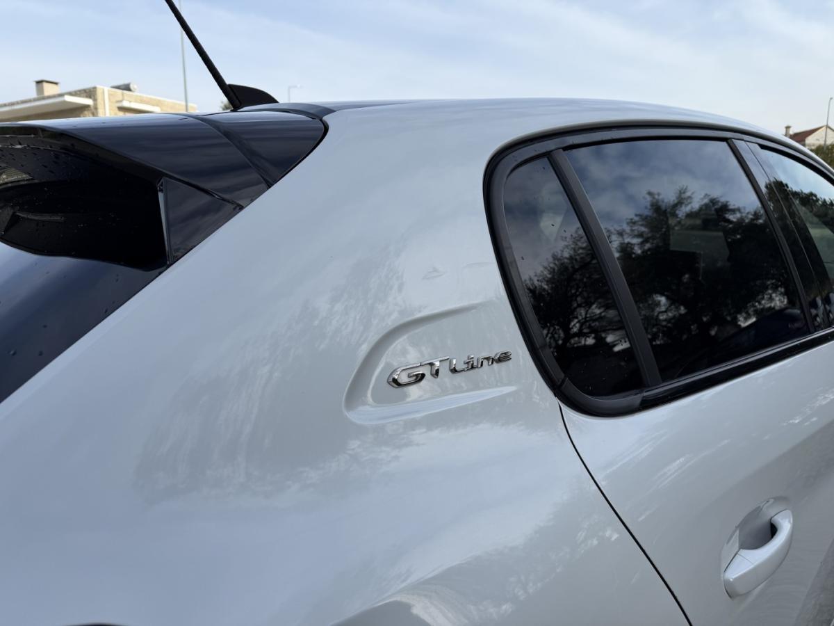 peugeot-208-2020-gasolina-1199cc
