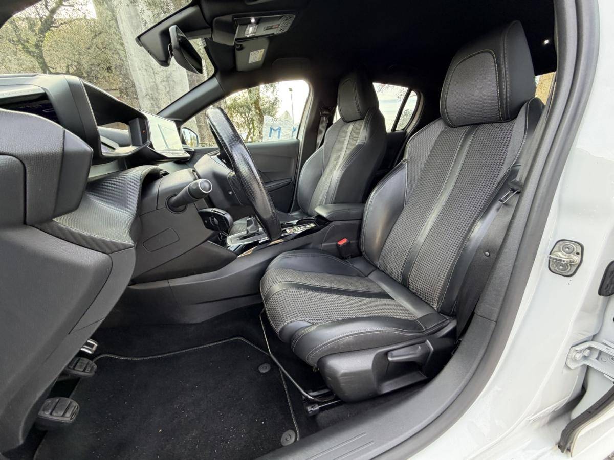 peugeot-208-2020-gasolina-1199cc