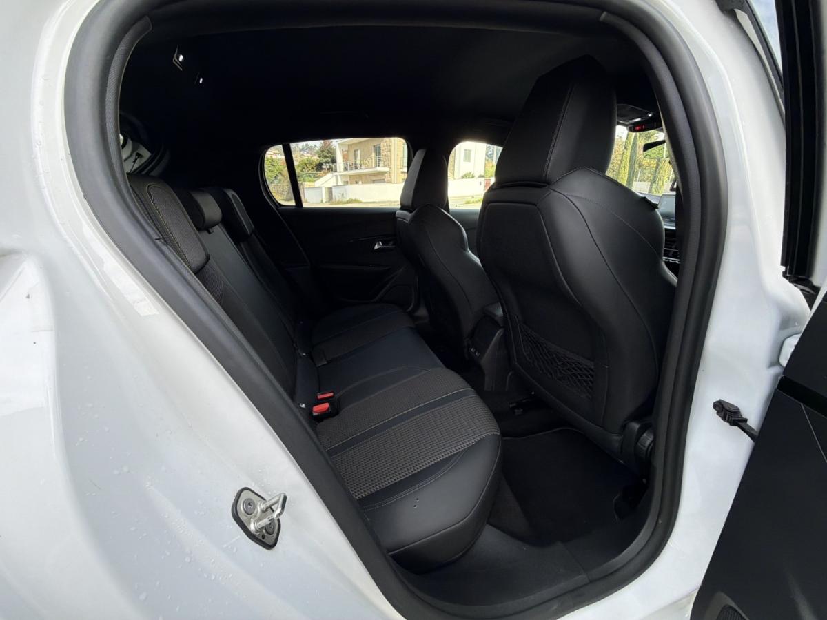 peugeot-208-2020-gasolina-1199cc