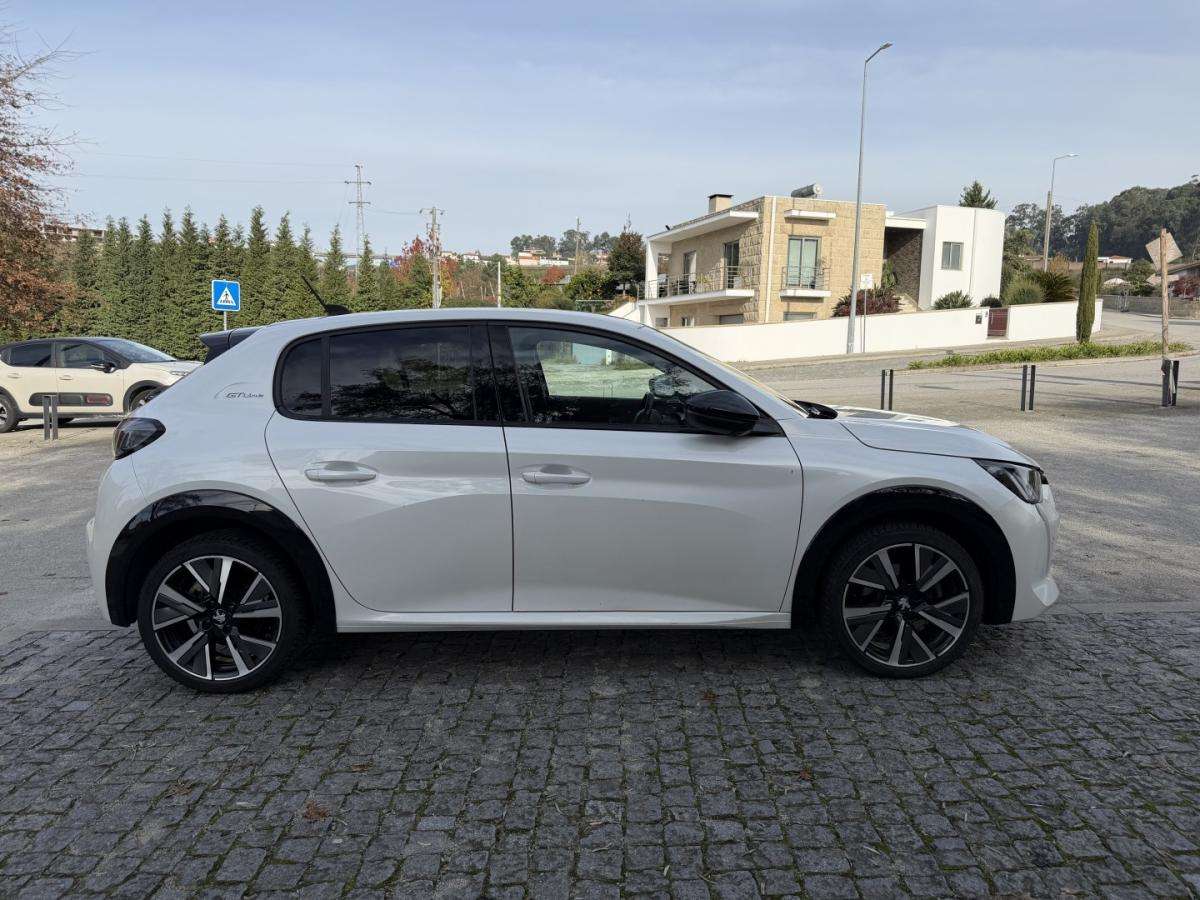 peugeot-208-2020-gasolina-1199cc