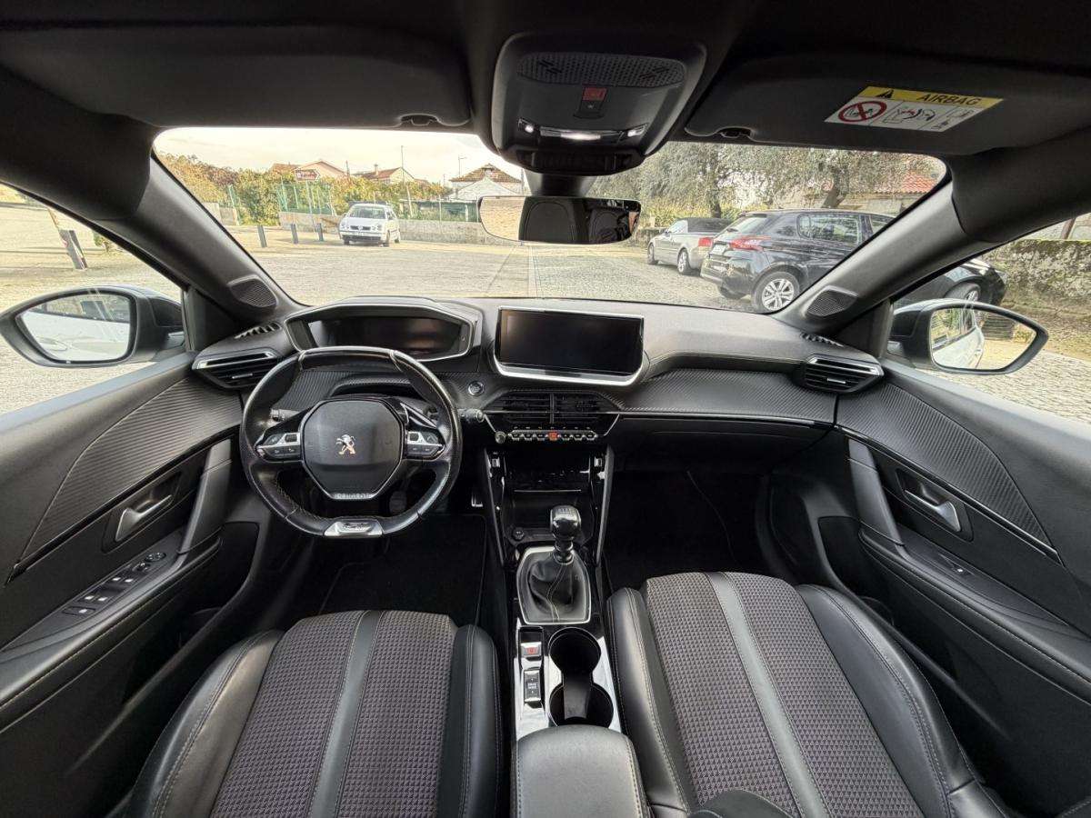 peugeot-208-2020-gasolina-1199cc