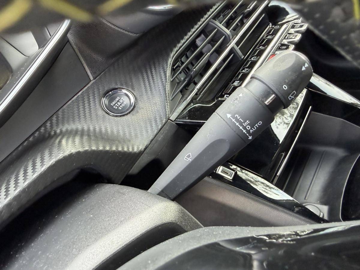 peugeot-208-2020-gasolina-1199cc