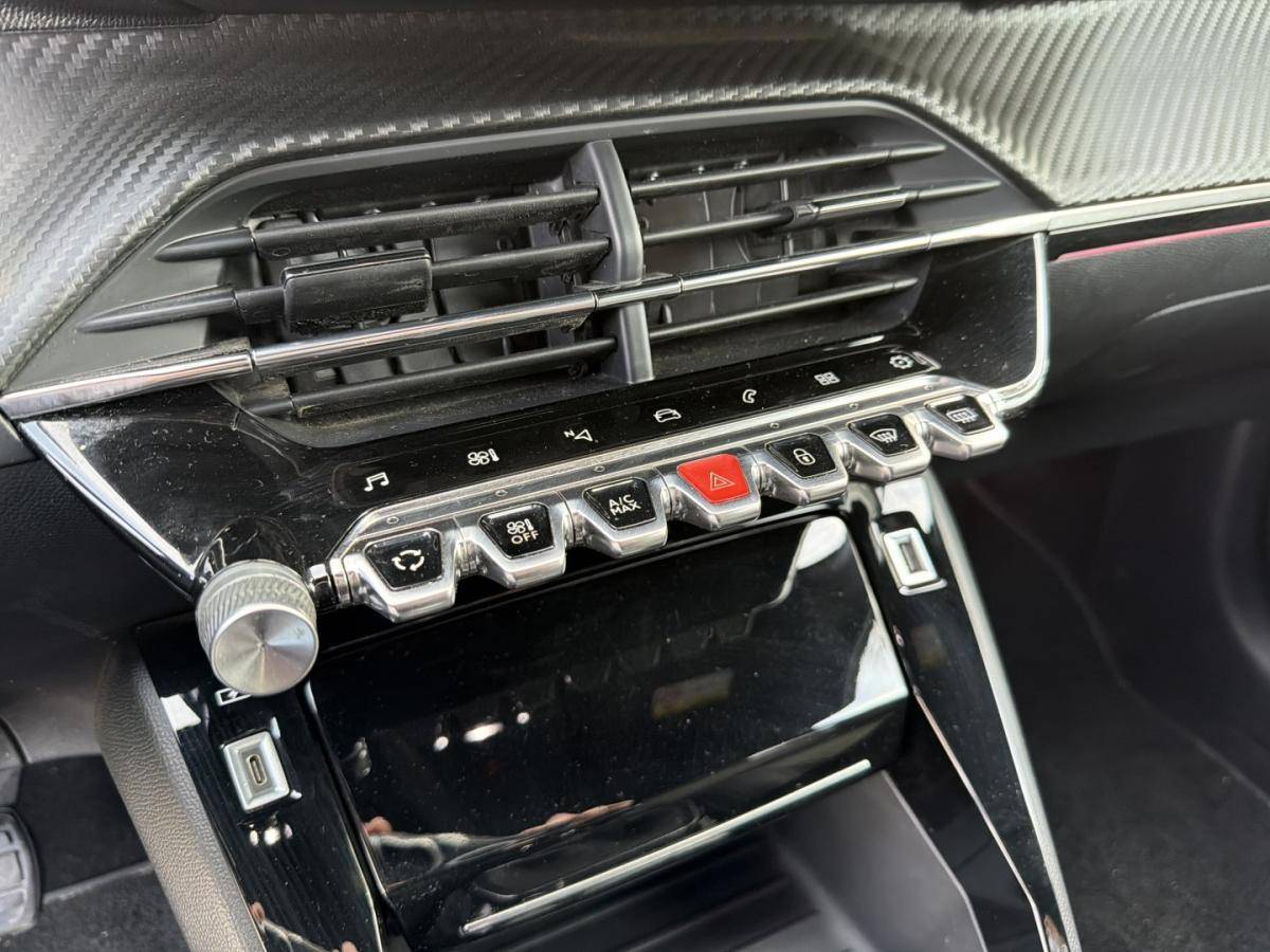 peugeot-208-2020-gasolina-1199cc