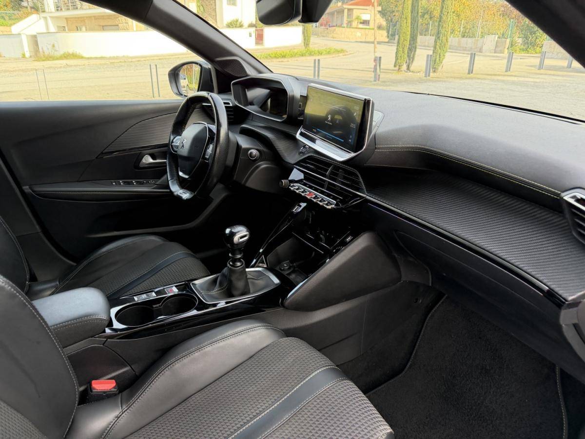 peugeot-208-2020-gasolina-1199cc