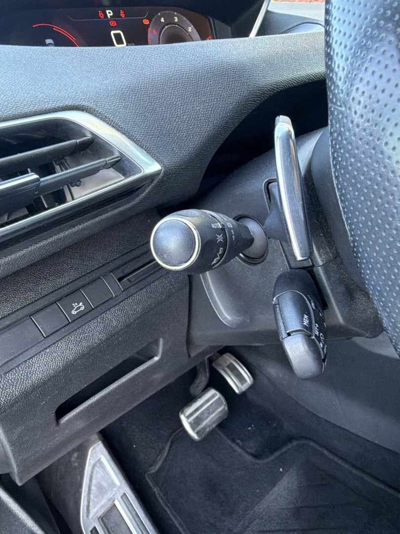 peugeot-3008-2018-diesel-1560cc