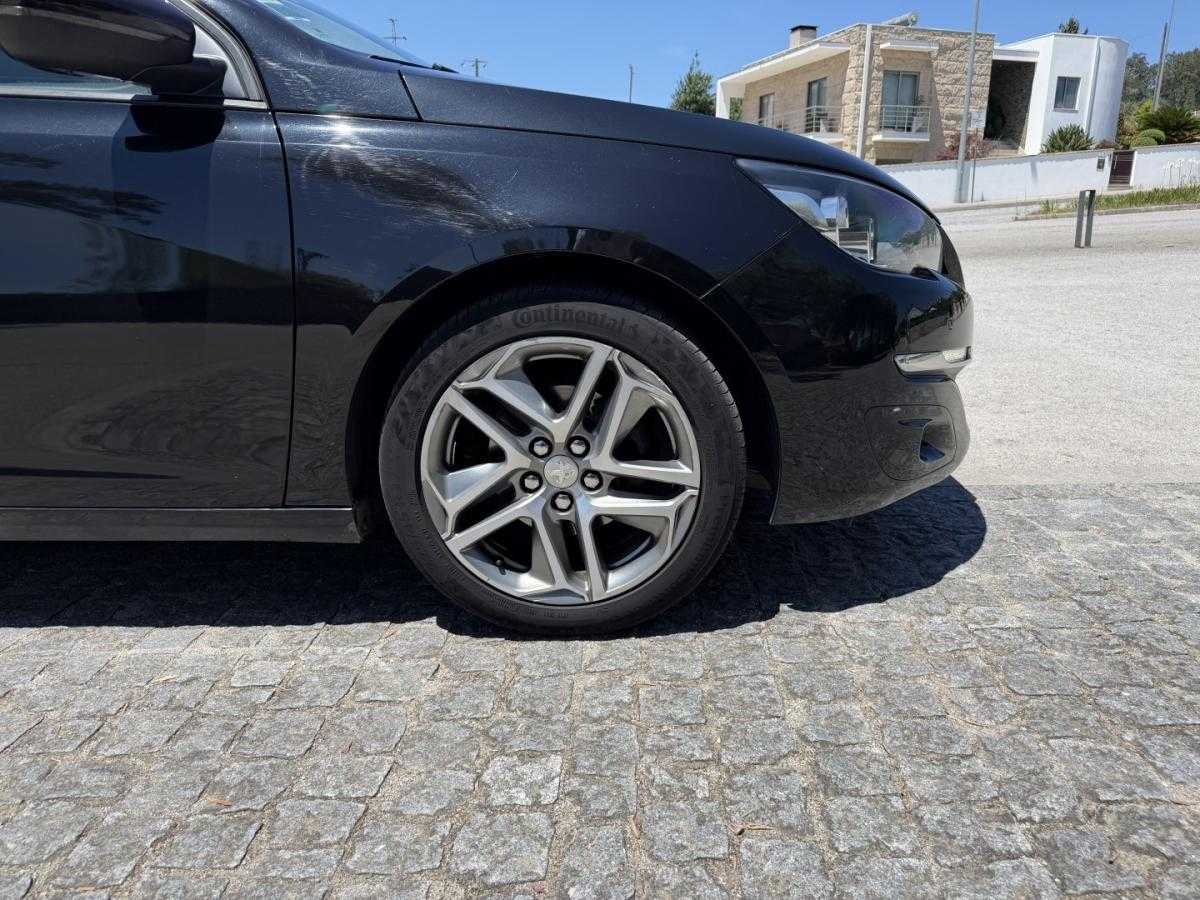 peugeot-308-sw-2015-diesel-1560cc