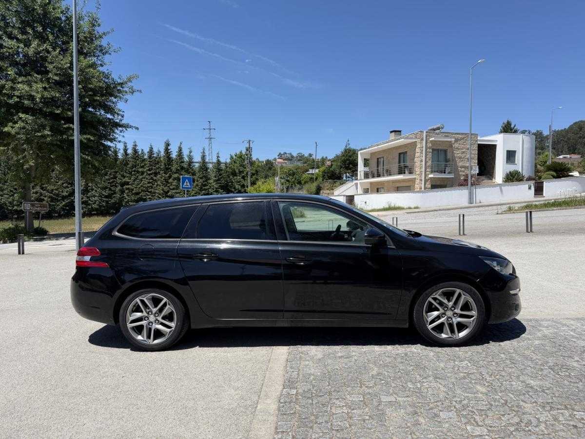 peugeot-308-sw-2015-diesel-1560cc