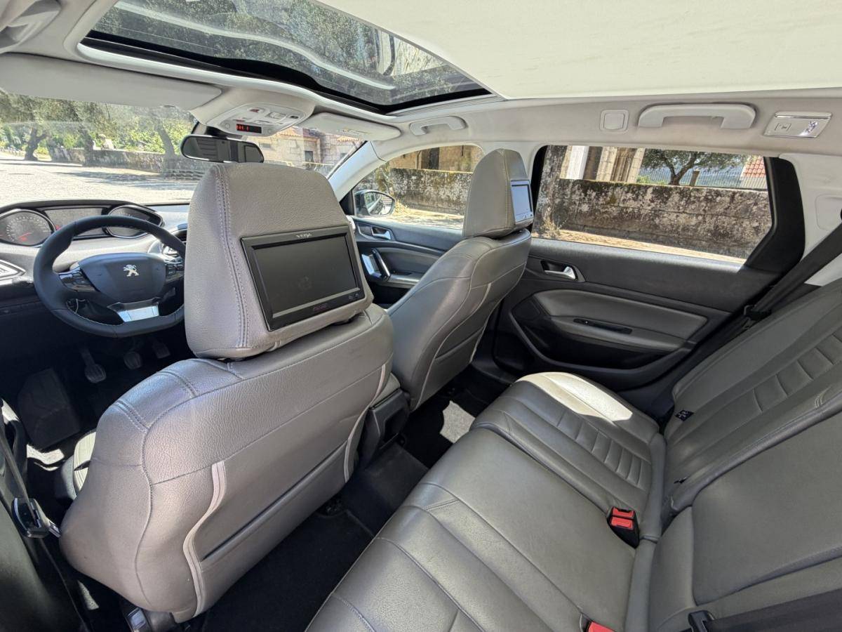 peugeot-308-sw-2015-diesel-1560cc