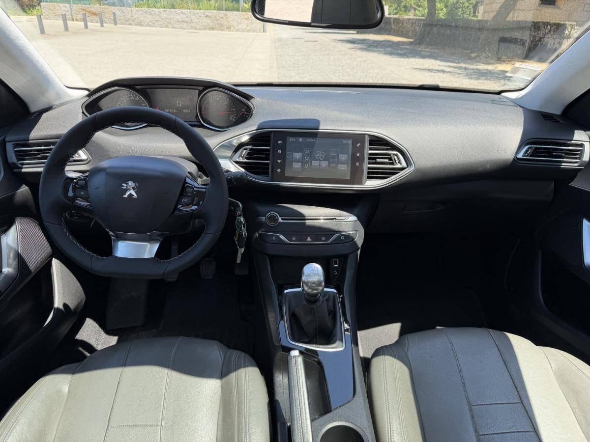 peugeot-308-sw-2015-diesel-1560cc