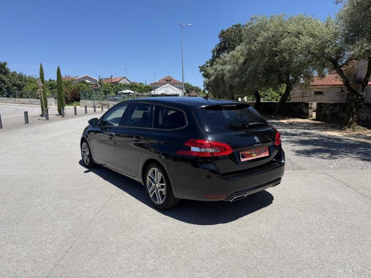 peugeot-308-sw-2015-diesel-1560cc
