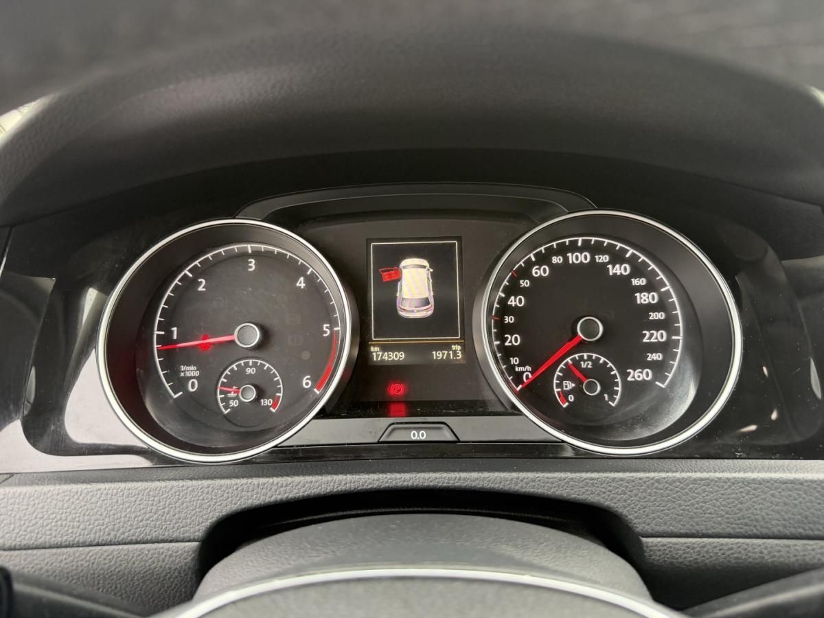 volkswagen-golf-2014-diesel-1598cc