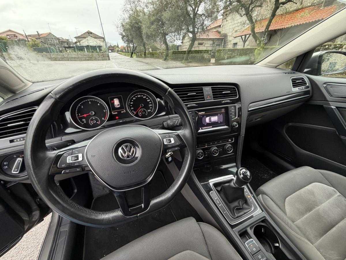 volkswagen-golf-2014-diesel-1598cc