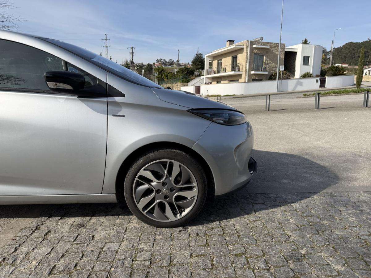 renault-zoe-2019-eletrico-0cc