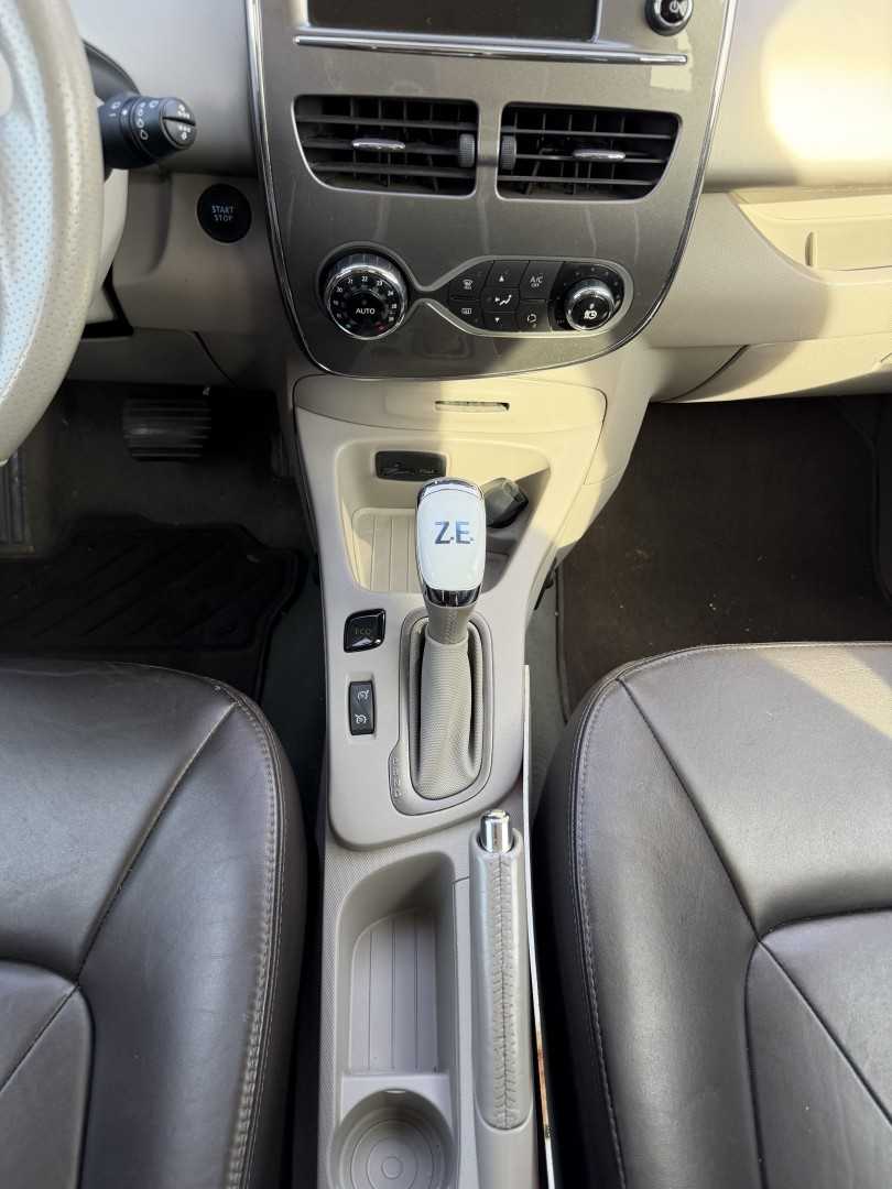 renault-zoe-2019-eletrico-0cc