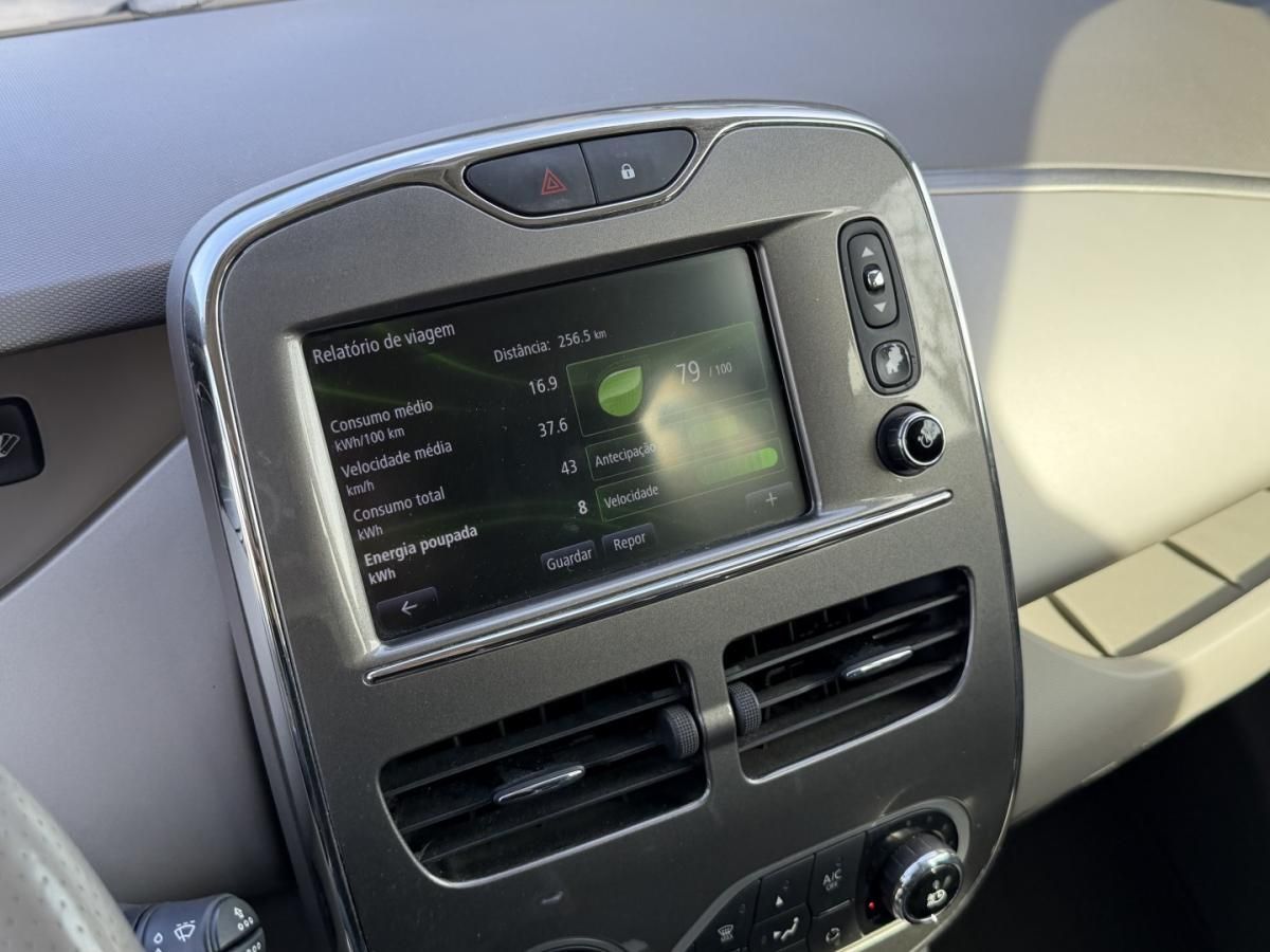 renault-zoe-2019-eletrico-0cc