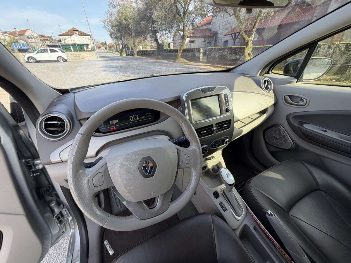renault-zoe-2019-eletrico-0cc