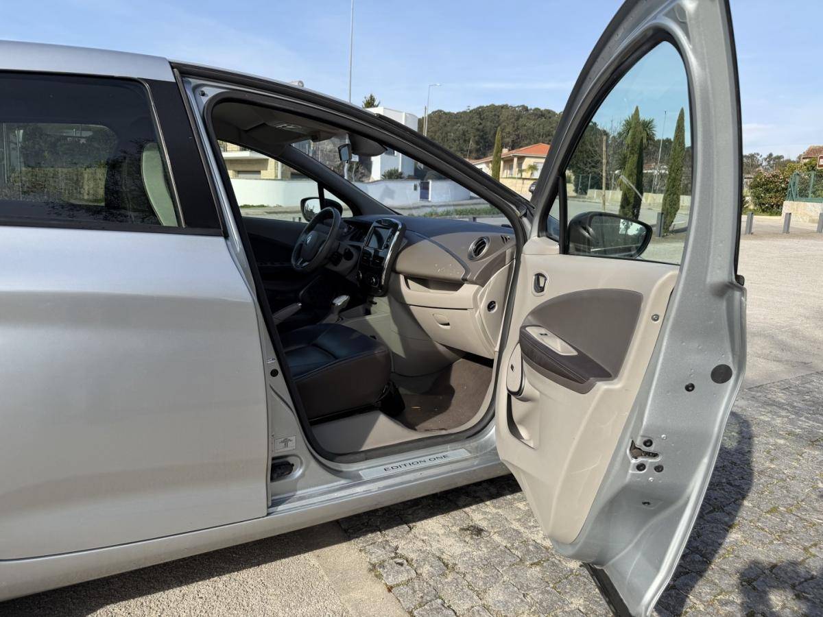 renault-zoe-2019-eletrico-0cc