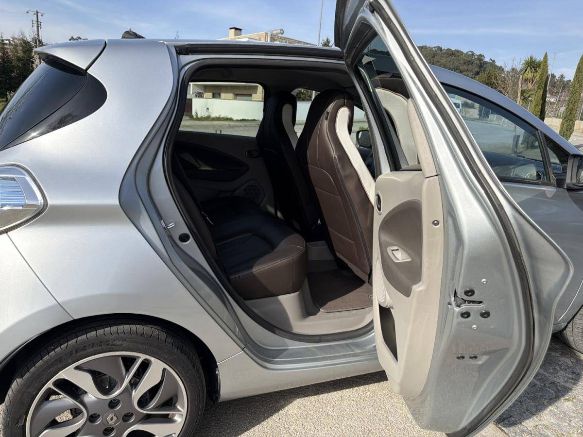 renault-zoe-2019-eletrico-0cc