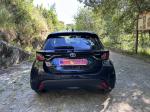 toyota-yaris-2022-hibrido-1490cc