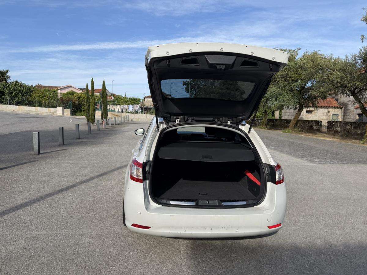 peugeot-508-sw-2013-diesel-1997cc