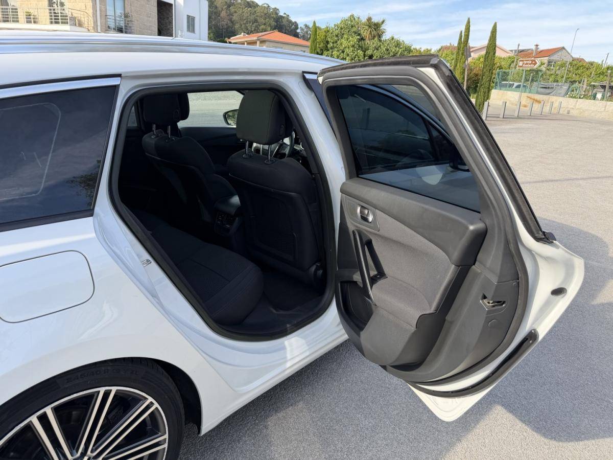peugeot-508-sw-2013-diesel-1997cc