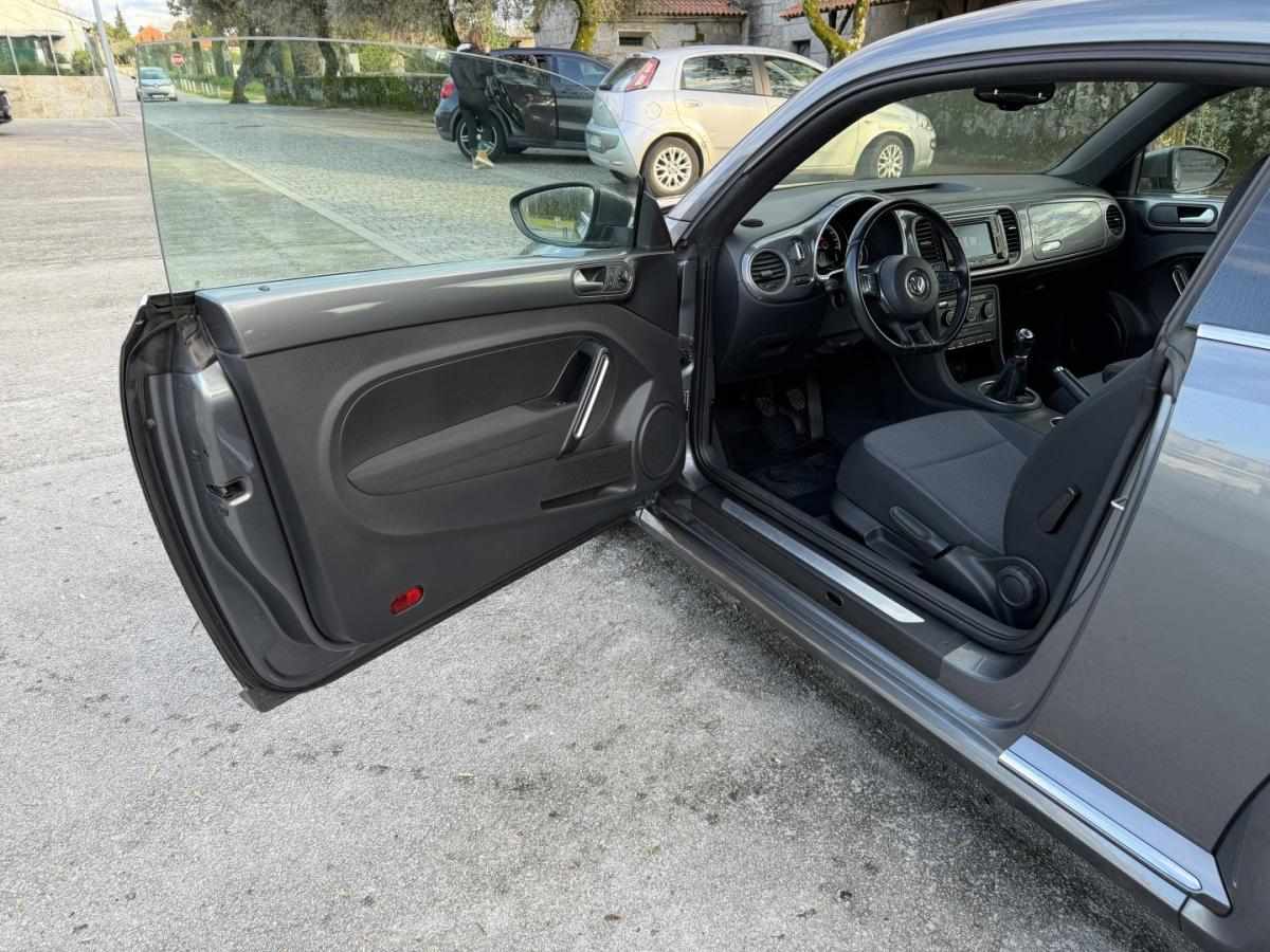 volkswagen-beetle-2015-gasolina-1390cc
