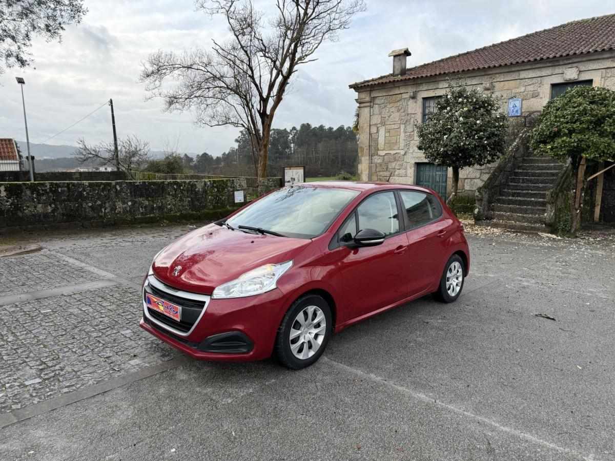 peugeot-208-2017-gasolina-1199cc