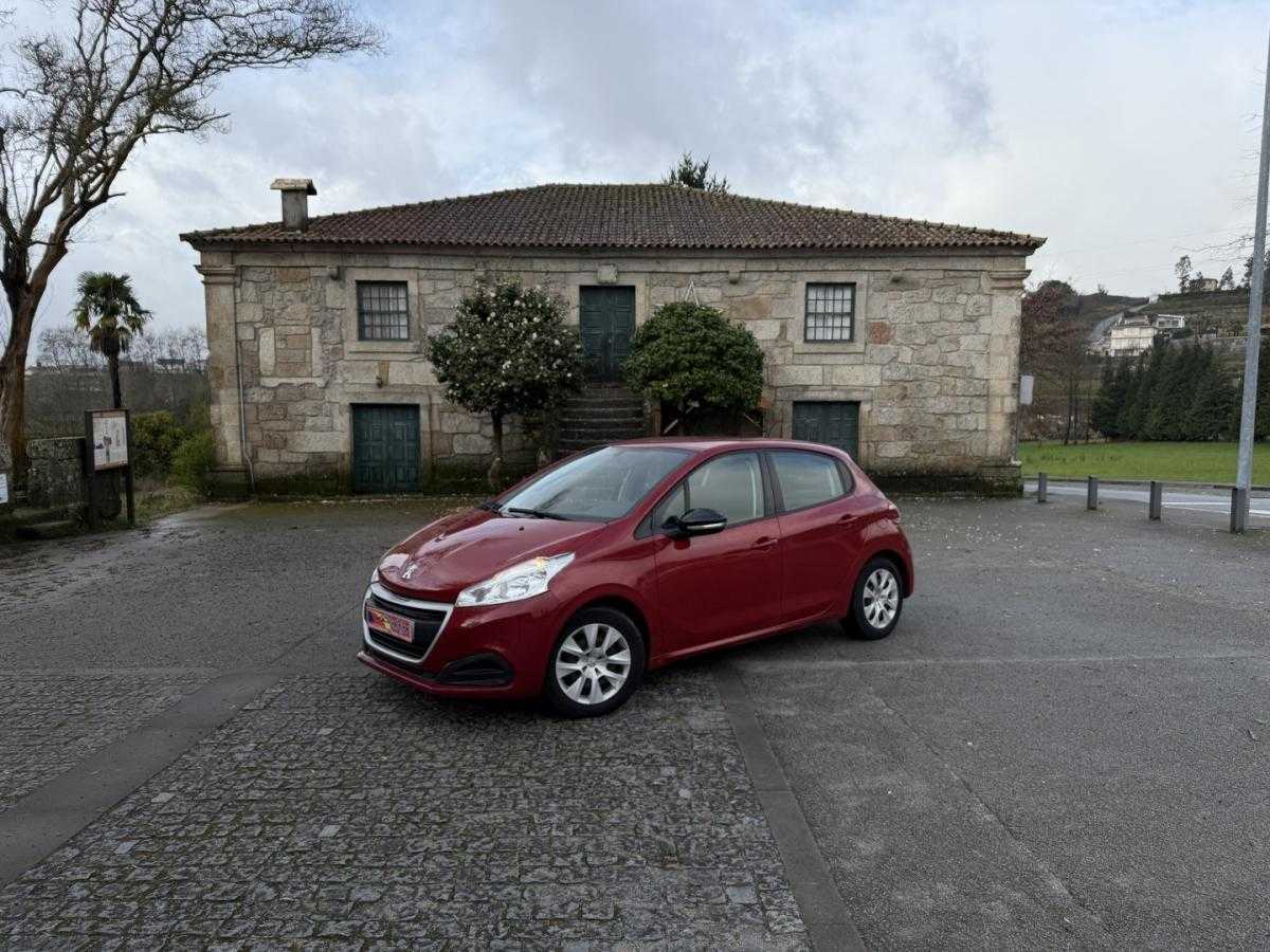 peugeot-208-2017-gasolina-1199cc
