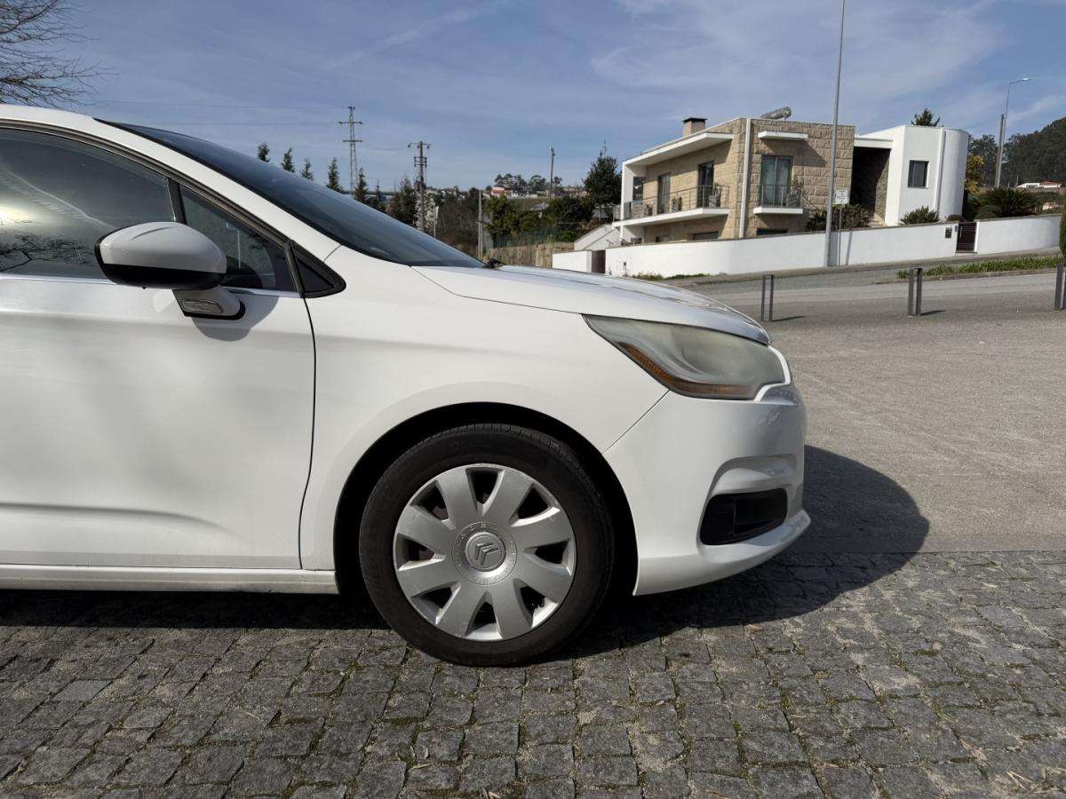 citroen-c4-2012-diesel-1560cc