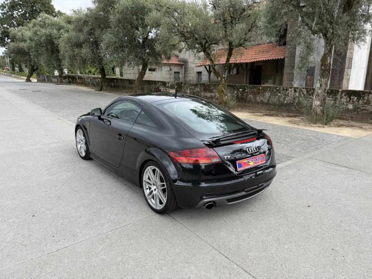 audi-tt-2014-gasolina-1984cc