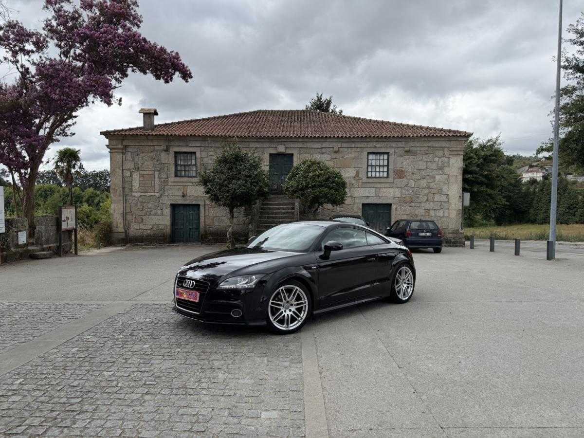 audi-tt-2014-gasolina-1984cc
