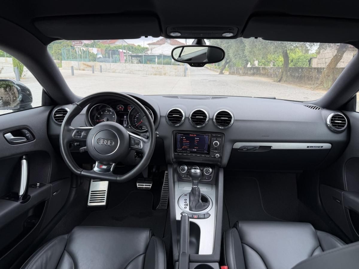 audi-tt-2014-gasolina-1984cc