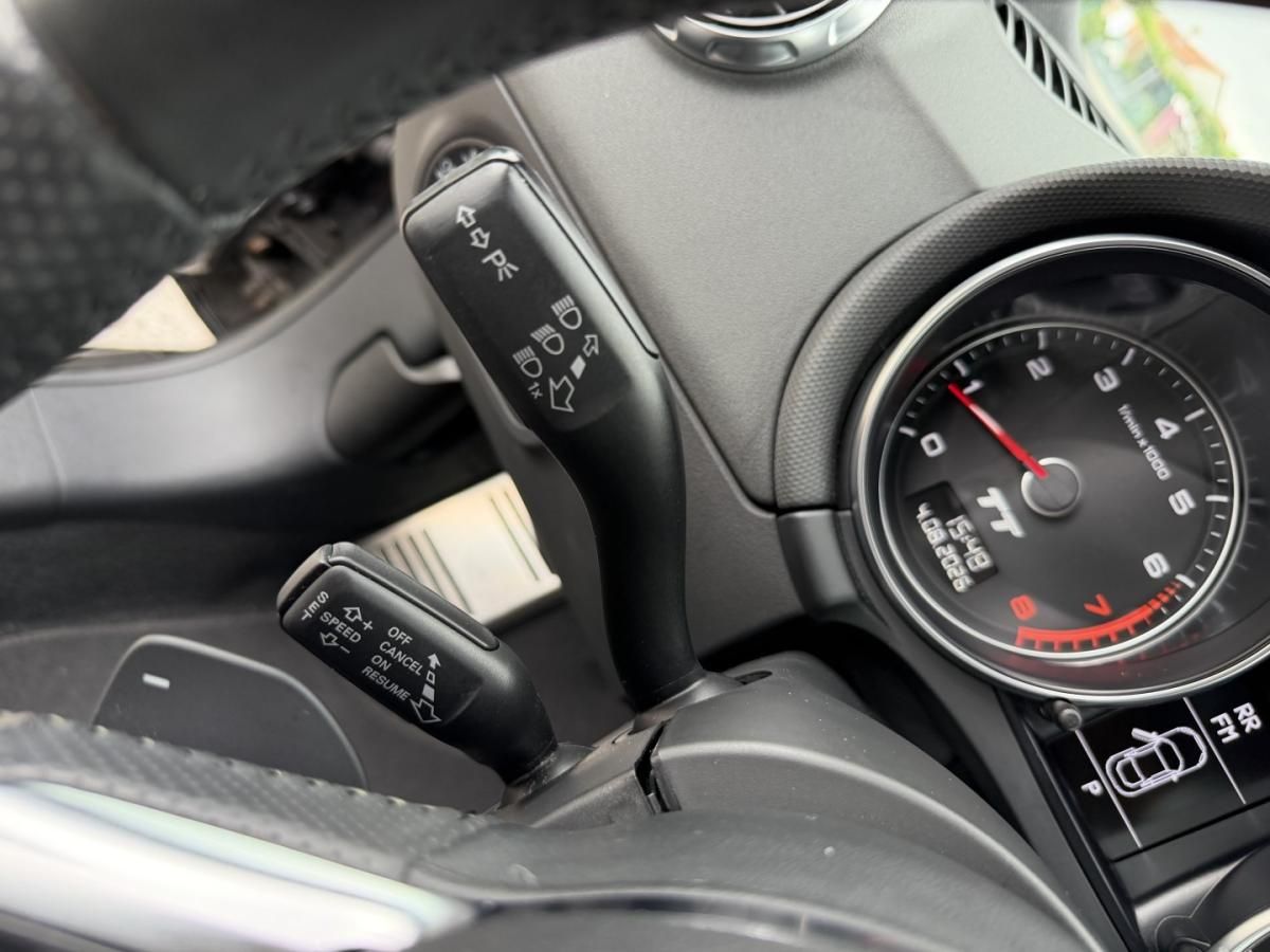 audi-tt-2014-gasolina-1984cc