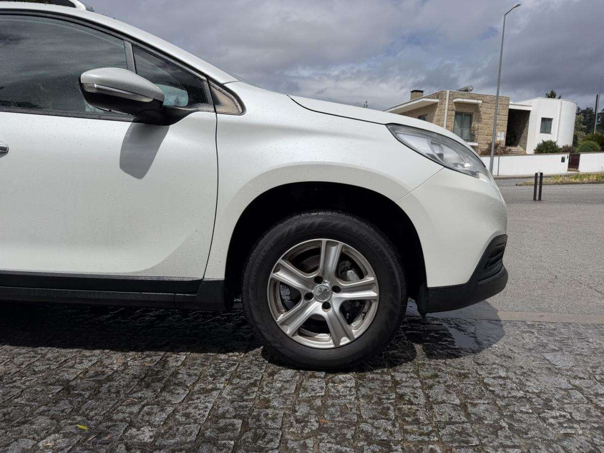 peugeot-2008-2014-gasolina-1199cc