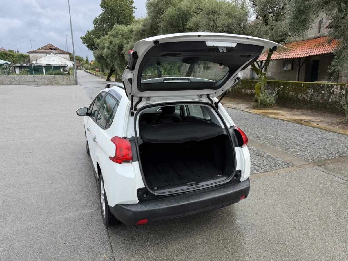 peugeot-2008-2014-gasolina-1199cc