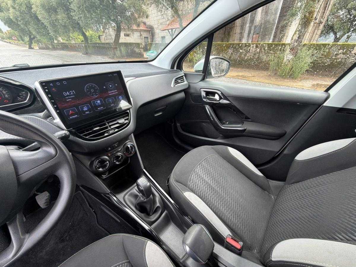peugeot-2008-2014-gasolina-1199cc