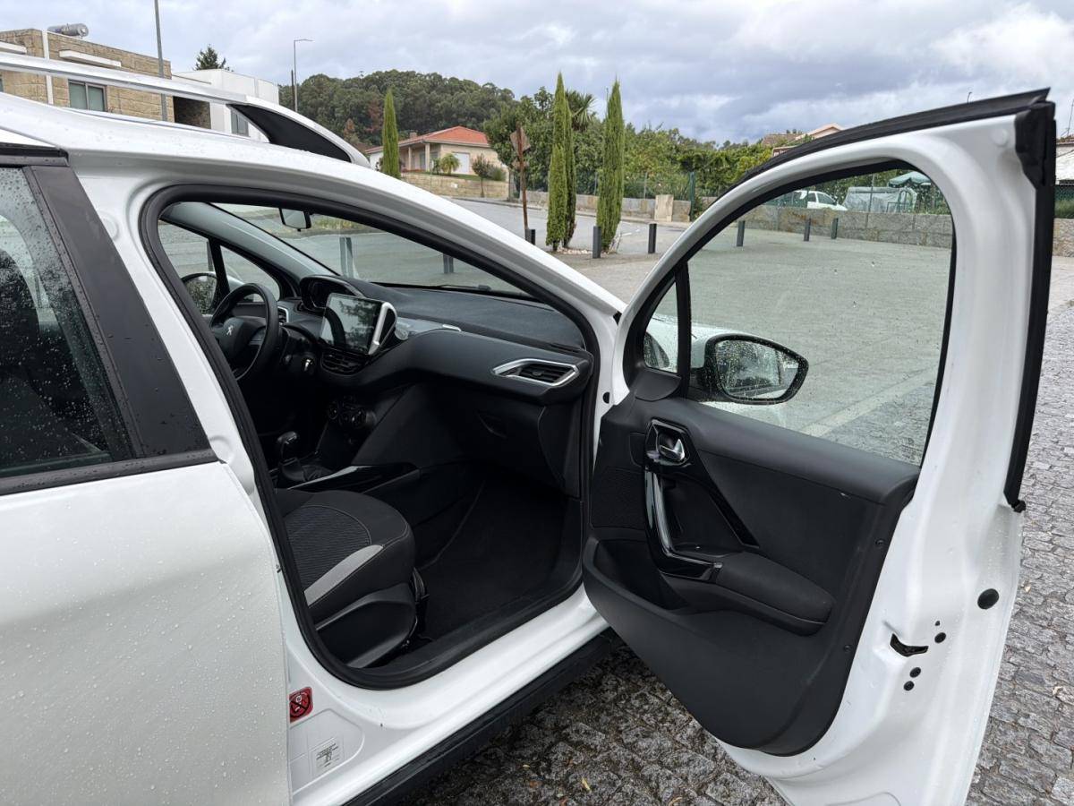 peugeot-2008-2014-gasolina-1199cc