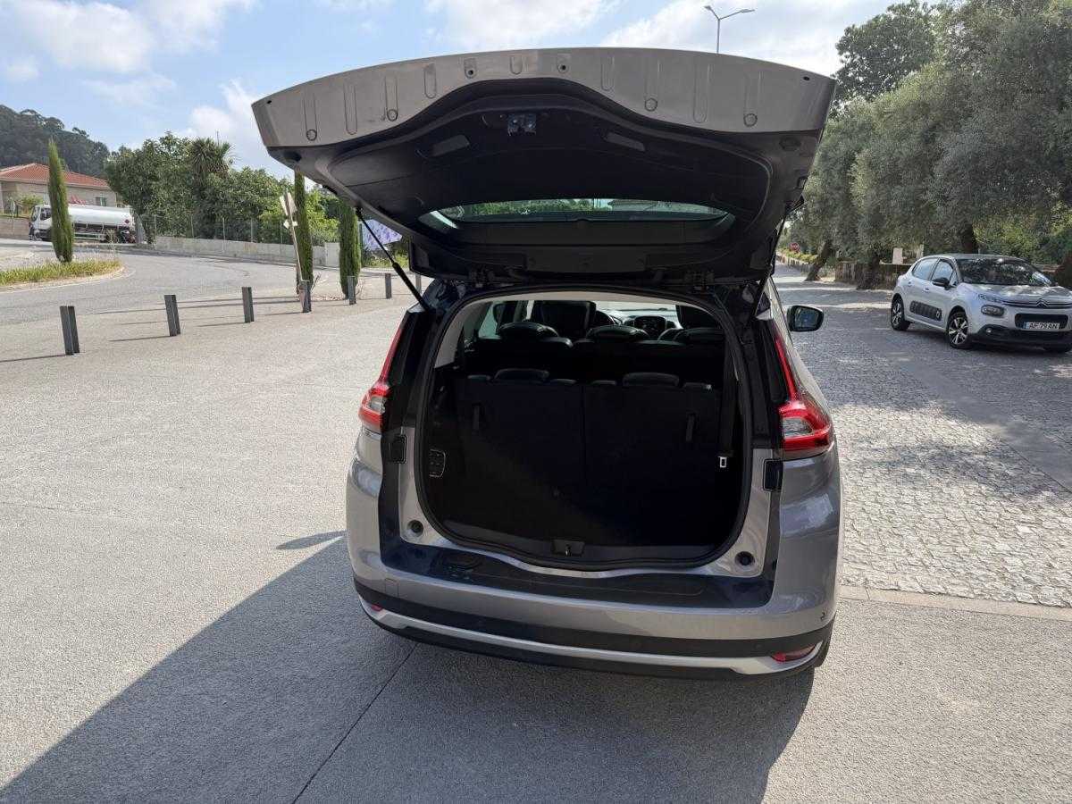 renault-grand-scenic-2017-diesel-1598cc