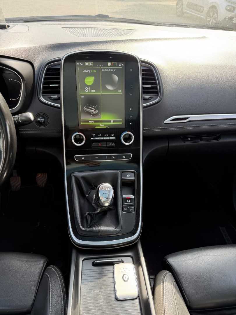 renault-grand-scenic-2017-diesel-1598cc