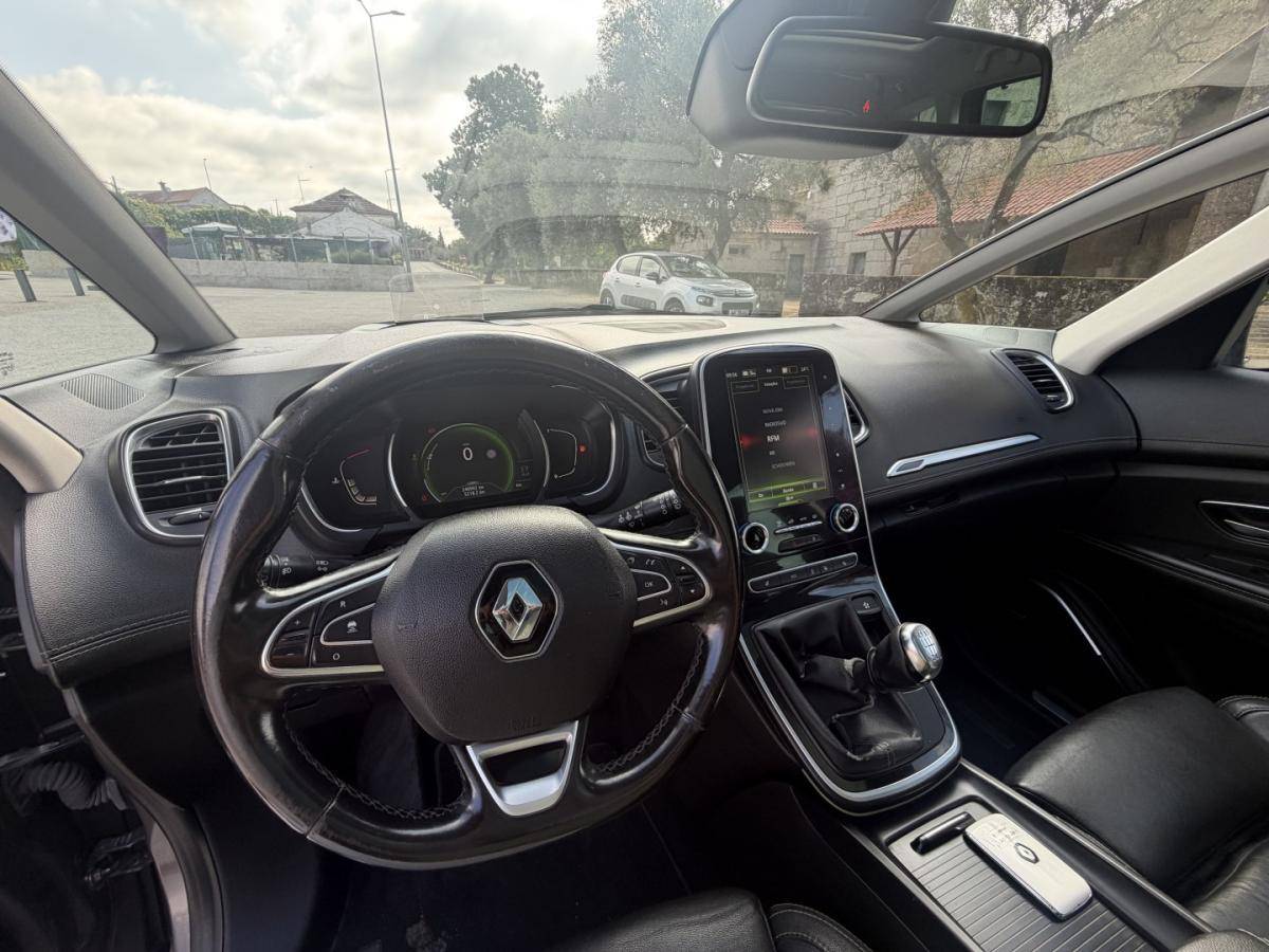 renault-grand-scenic-2017-diesel-1598cc