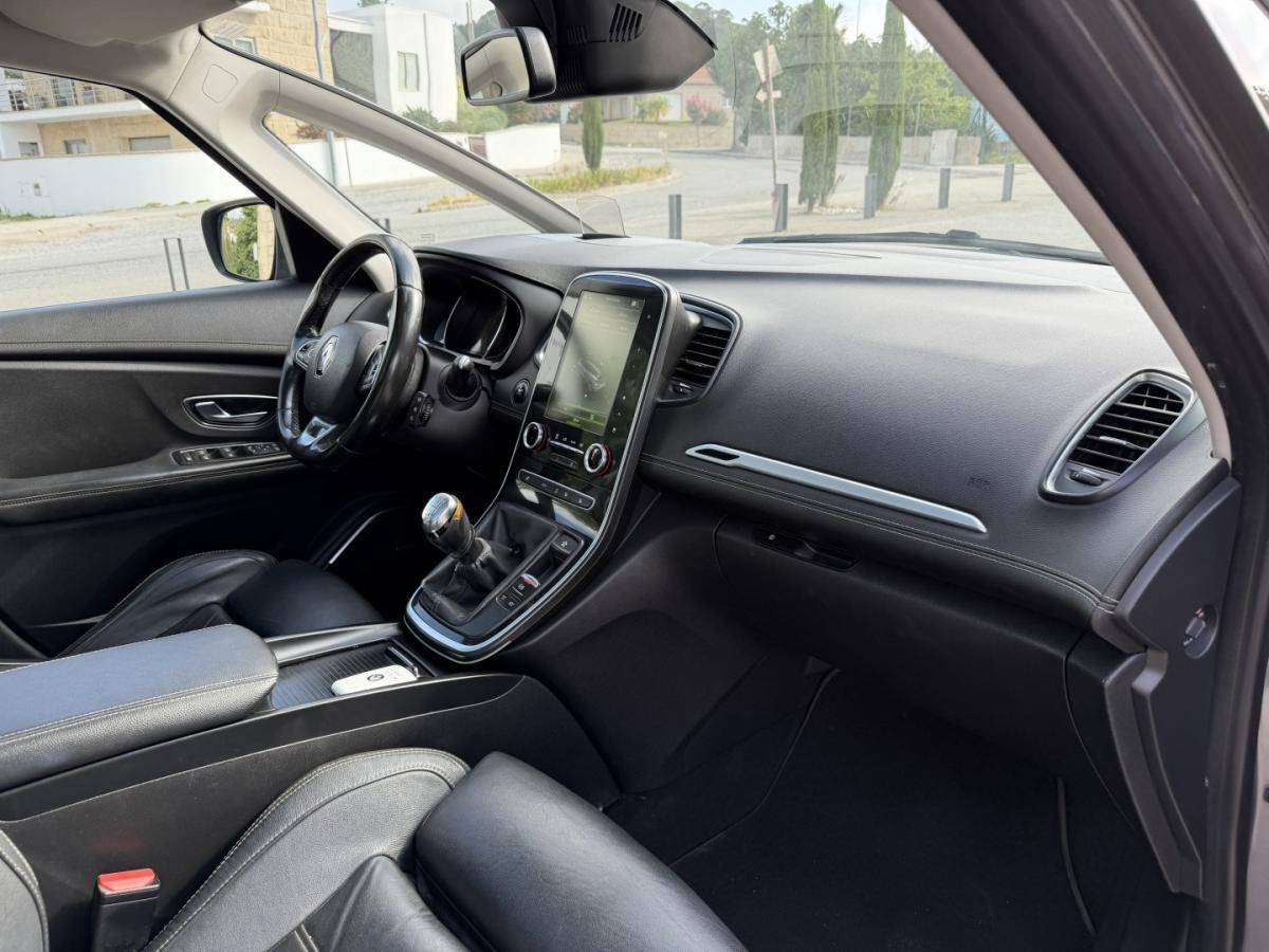 renault-grand-scenic-2017-diesel-1598cc