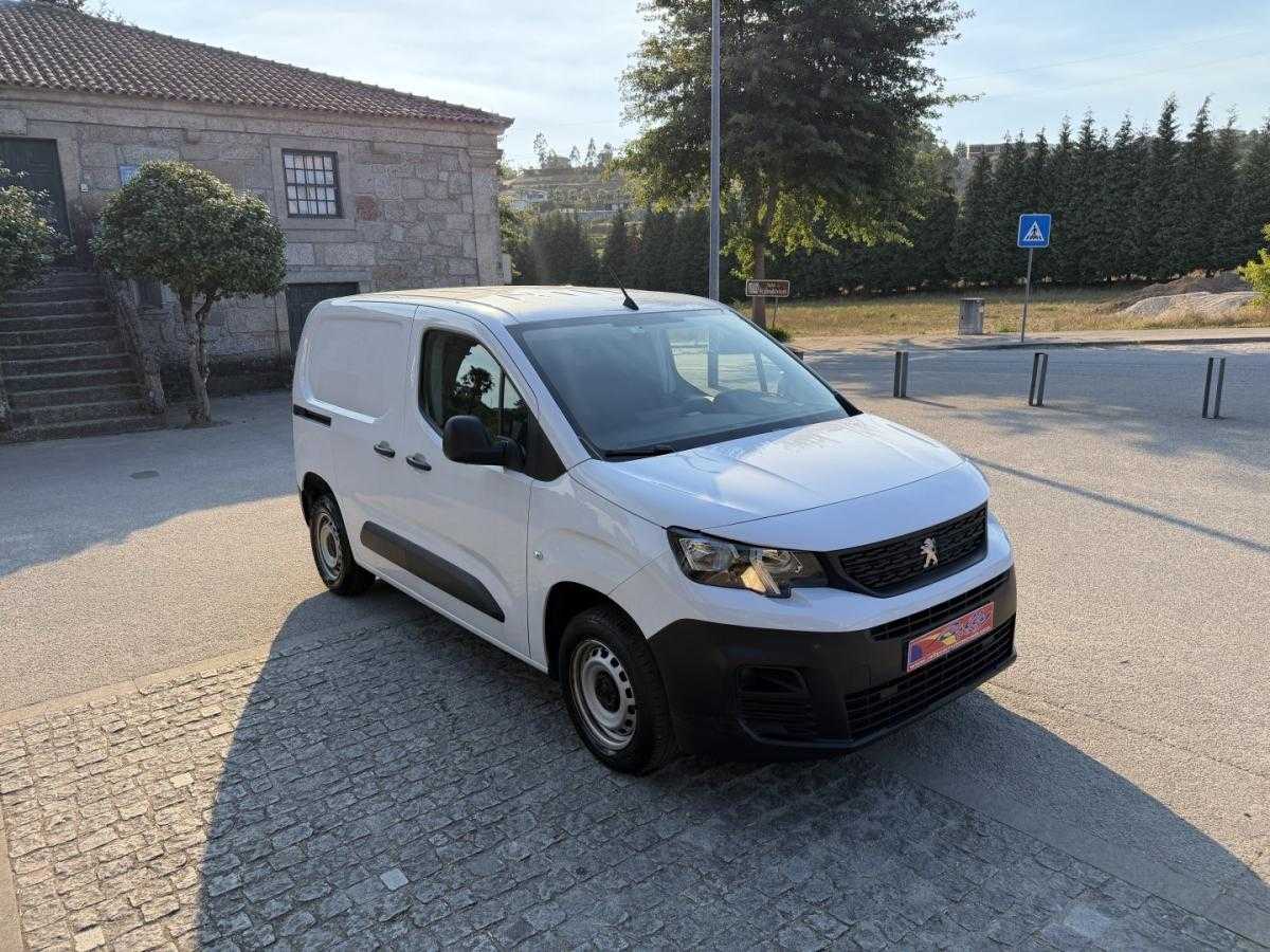 citroen-berlingo-2022-diesel-1500cc