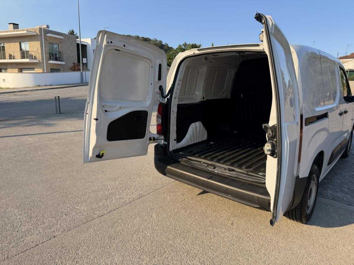 citroen-berlingo-2022-diesel-1500cc
