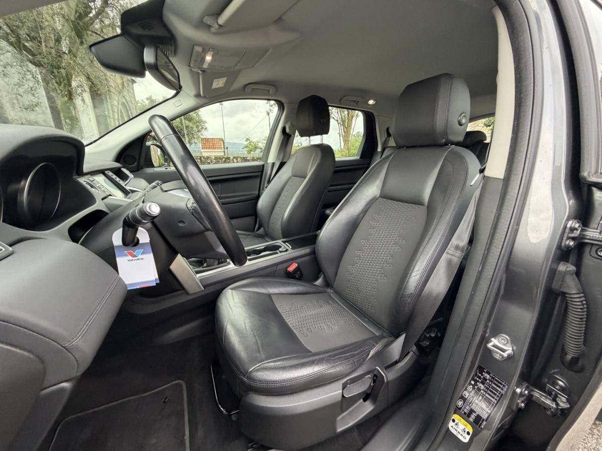 land-rover-discovery-sport-2018-diesel-1999cc