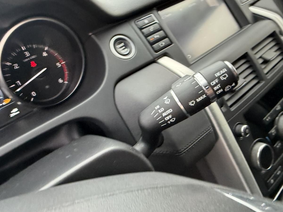 land-rover-discovery-sport-2018-diesel-1999cc