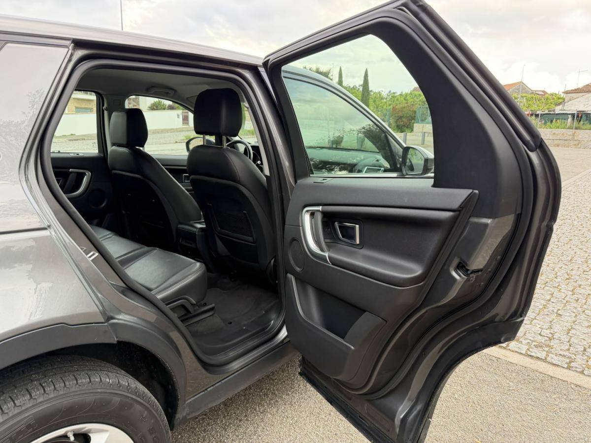land-rover-discovery-sport-2018-diesel-1999cc