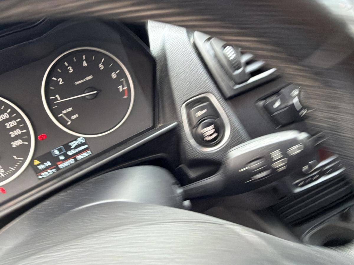 bmw-serie-1-2013-gasolina-1598cc
